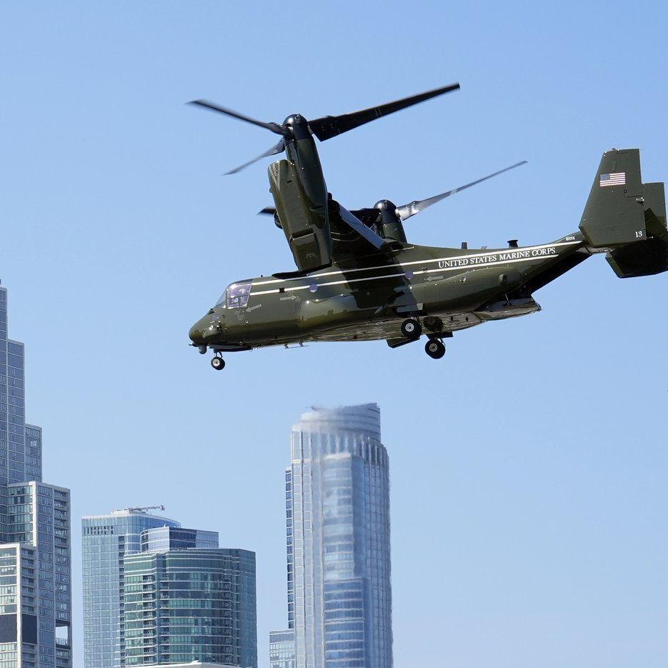 Osprey ferrying White House staff in New York grounded due to safety issue, witness reports flames